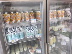 面包甜点陈列柜-白色日记·手作酸奶(麦凯乐店)