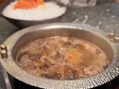 -牛YO寿喜烧·铁板烧和牛火锅自助(市府恒隆店)