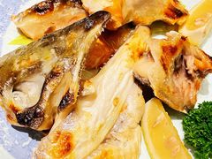 盐烧三文鱼头-小山日本料理(兴业太古汇店)