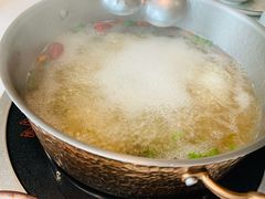 -菌子鲜汤野生菌锅