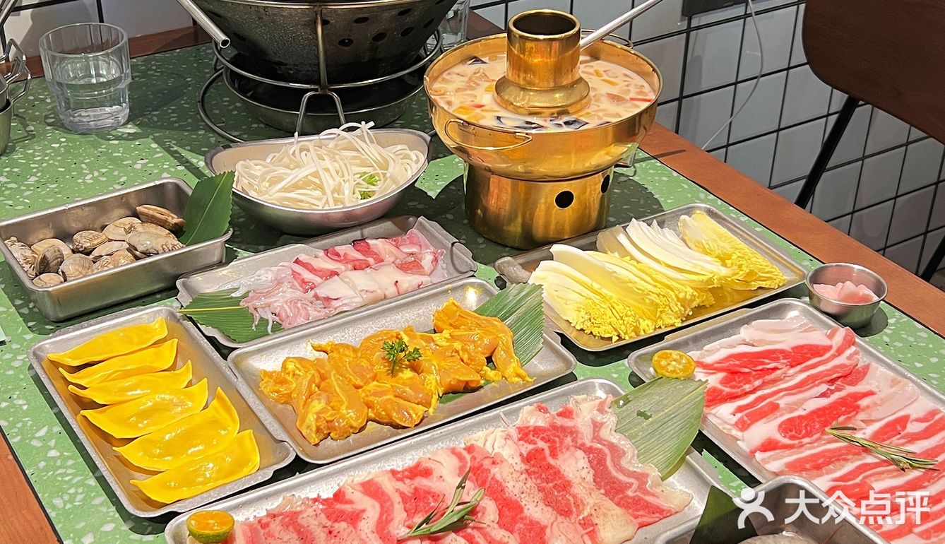 啊啊啊🔥在广州！吃到泰式Mookata火锅烤肉！