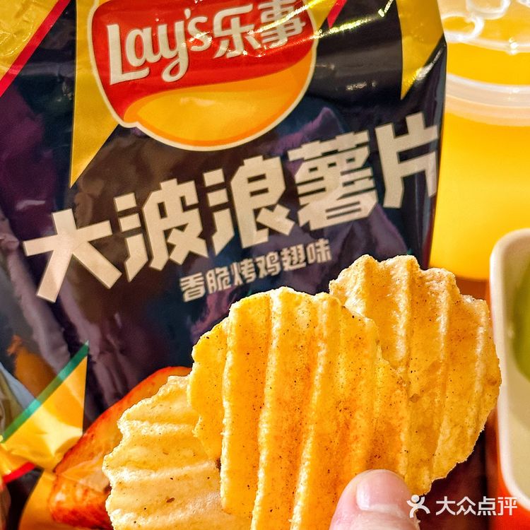 办公室的茶话会,有美团闪购,更惊喜~