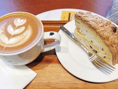 经典栗子蛋糕-Peet's Coffee皮爷咖啡(大学路店)