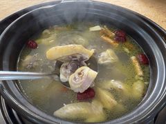-濠轩阁特色生蚝火锅(水湾路店)