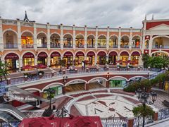 -佛罗伦萨小镇广佛名品奥特莱斯(疏港路店)