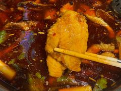 -肖肖酸萝卜鱼火锅(总店)