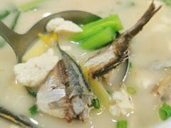 -鹏城人家海鲜酒家·23年老字号(较场尾店)