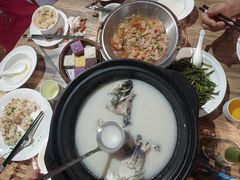 -香山湖家家宴(中山陵店)