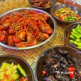 建议来的别开车或者把车停在马路边 踩着夜宵的点到的