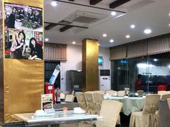 大堂-鹏城人家海鲜酒家·23年老字号(较场尾店)