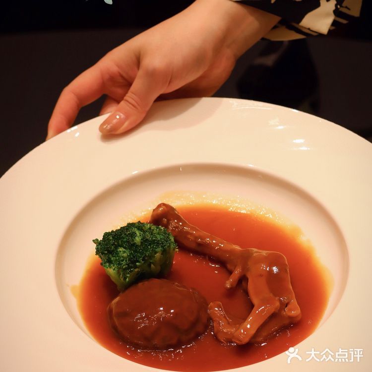 西湖景区里竟然藏着高格调的意大利酒庄/融合私房菜也如此不俗