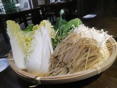 -聚汇三少·龙虾·中餐厅(莫邪路新天地店)