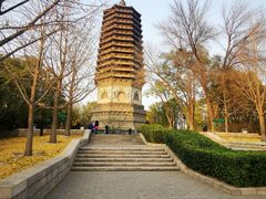 -玲珑塔公园