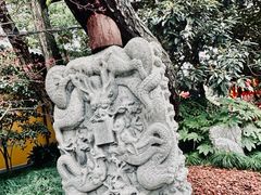 -龙华寺