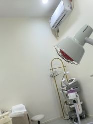 -苗方清颜专业祛痘·皮肤管理