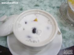 椰汁木瓜红枣雪蛤-芬芳甜品(同福路店)