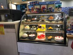 面包甜点陈列柜-DQ·蛋糕·冰淇淋(新佳丽店)