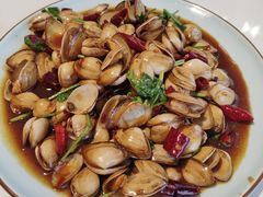 -嗨辣小聚·盘锦河蟹·海鲜烧烤龙虾(盘锦十年好店)
