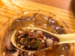 网红冰粉-黄泰吉拾味餐厅(江汉路店)