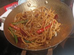 -川流不息·地道川菜·小龙虾(新松江路店)