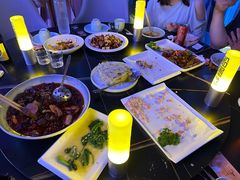 -粉墨特色菜·烧烤音乐酒馆