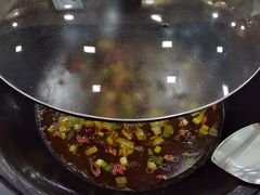 -屯老二农家铁锅炖·行业领军者(梅江店)