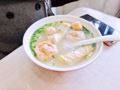 -珊珊小笼馆(仙霞路店)