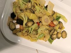 -食鼎记海鲜大排档(美食街店)