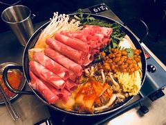 部队锅-MI WU FACTORY米屋美食工厂餐厅(绿地店)