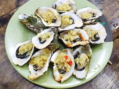 炭烧蒜蓉生蚝-贞姨美食·老字号海鲜大排档