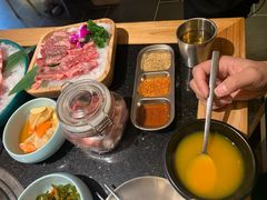 -韩烧牛中牛·甄选黑牛烤肉(黑金店)