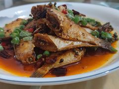 干烧耗儿鱼-洪霞餐馆