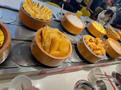 -龍歌自助小火锅(市南金茂湾店)