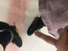 -冠军冰场CHAMPION RINK(百联又一城店)
