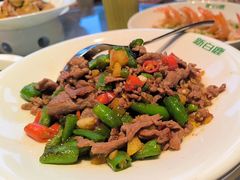 -新白鹿餐厅(滨江银泰店)