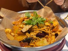 -红渡小香·牛肉麻辣香锅(车站南路店)