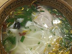 -桥香园云南过桥米线(金马碧鸡店)