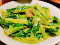 -吃饭皇帝大(长宁龙之梦店)