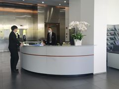 -奔驰上海利星(七宝店)
