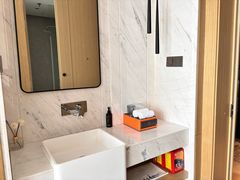 -雲宜贵宾舍酒店(深圳龙东地铁站店)