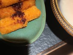 -老牌坊云南鱼豆花火锅(哈西万达店)