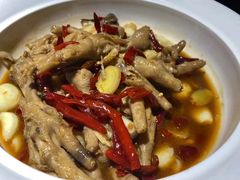 -费大厨辣椒炒肉(万家丽一店)