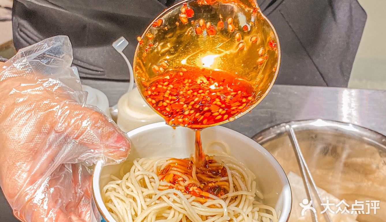 没想到日月的陈麻婆升级后加入了成都名小吃