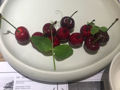 樱桃鹅肝-小大董·烤鸭(凤凰汇店)