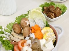 -焱三乐四川火锅店(经纬街店)