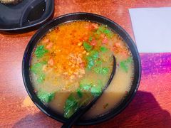 牛肉酸辣粉-小杨生煎(百联嘉定购物中心店)