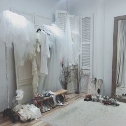 -LaMousse婚纱买手店
