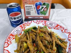 -江城燕子大排档(江汉路步行街店)