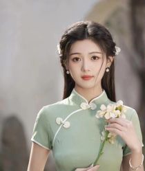 -租旗袍租礼服馆