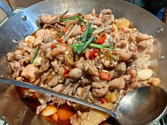 -昱龙大盆牛蛙馆(三兴街总店)